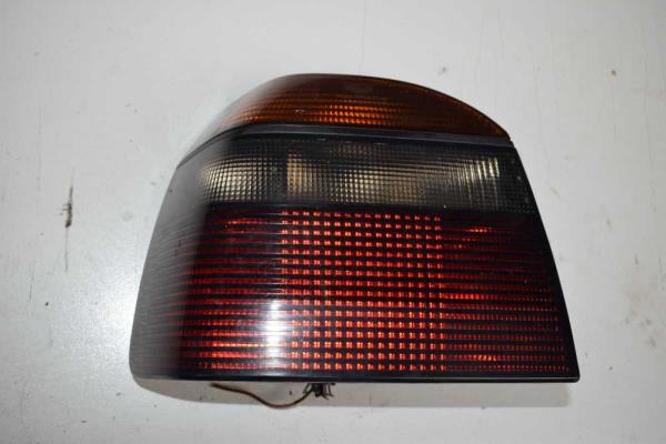 FEU ARRIERE GAUCHE VW - Vue 1